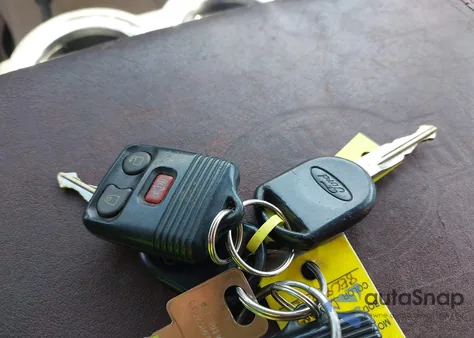 2008 Ford F-250 Fx4/Harley-Davidson/King Ranch/Lariat/Xl/Xlt from USA, damaged, VIN 1FTSW21R38EC81242